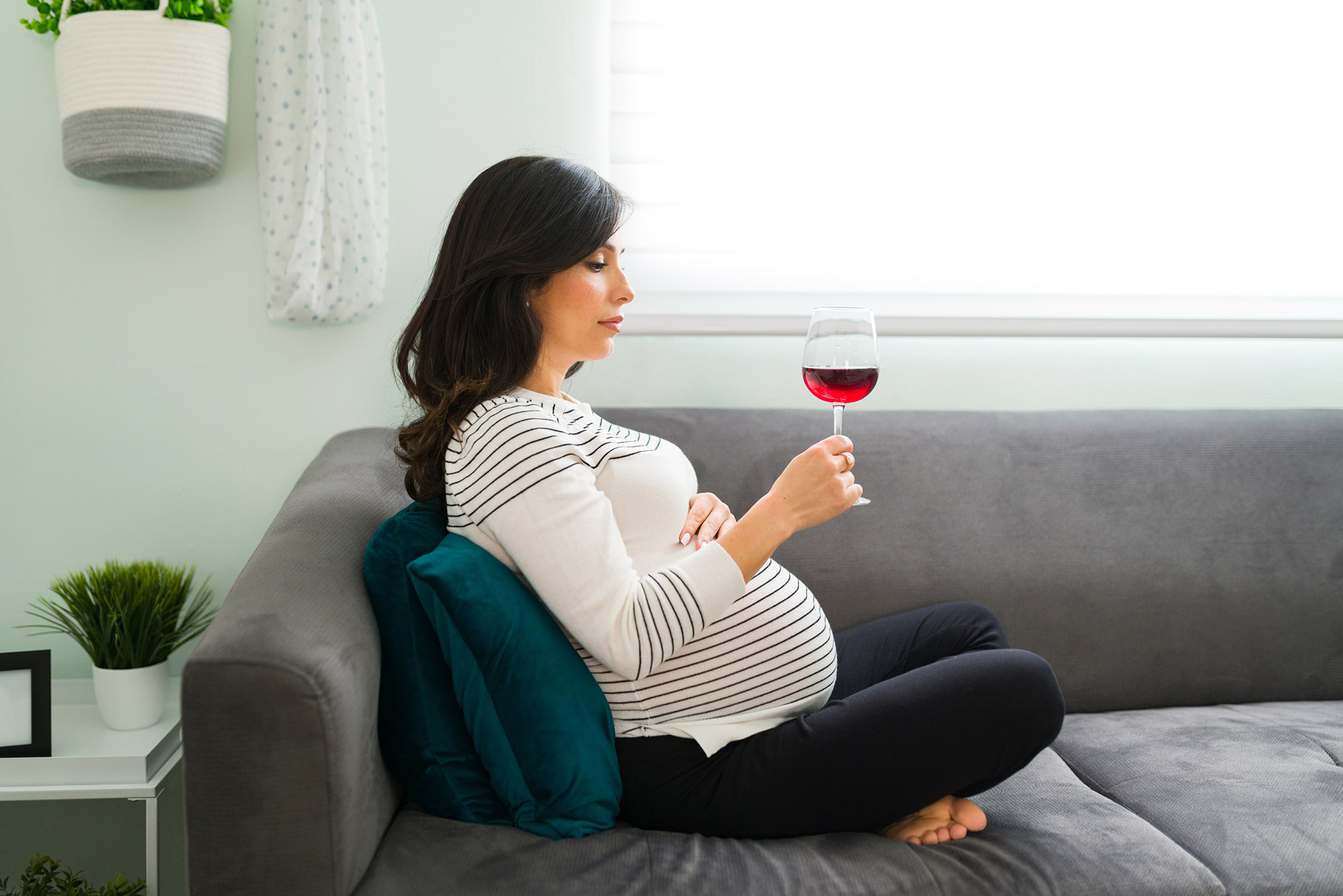 Skutki picia alkoholu w ciąży – czy istnieje bezpieczna dawka? - KacDoktor